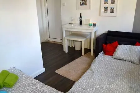 House Mouraria Лісабон