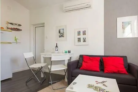 Апартаменты House Mouraria