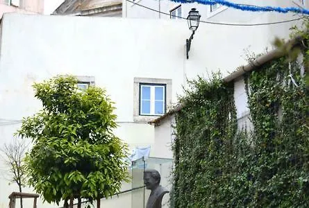 House Mouraria Лиссабон
