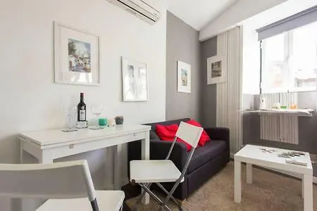 House Mouraria Апартаменты